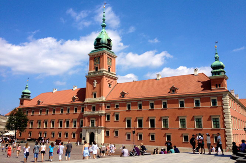 Warsaw, thành phố vươn lên từ đống tro tàn Warsaw, thành phố vươn lên từ đống tro tàn